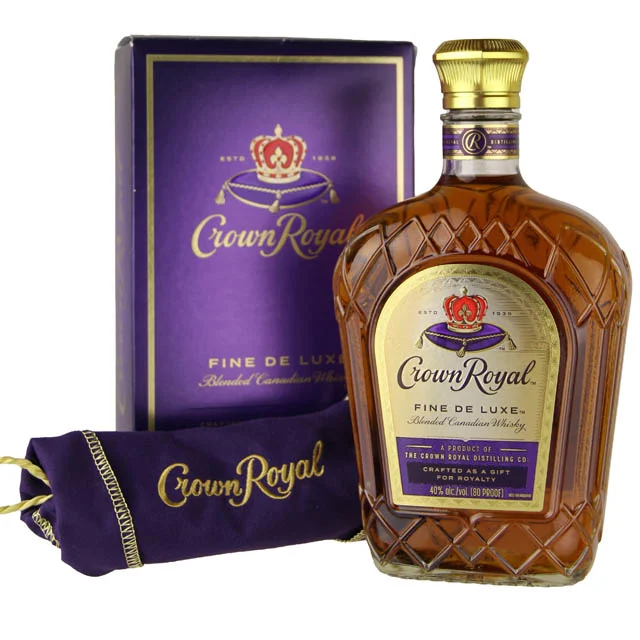 Crown Royal Canadian Whisky / 750 ml