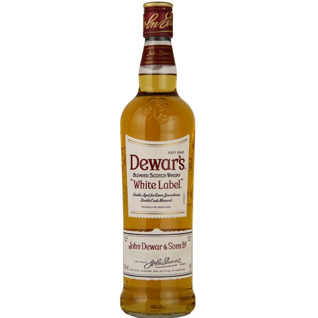 Dewar's White Label Scotch Whisky / 750 ml