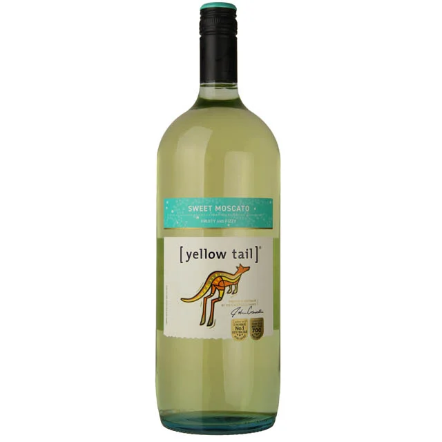 Yellow Tail Moscato / 1.5 Ltr