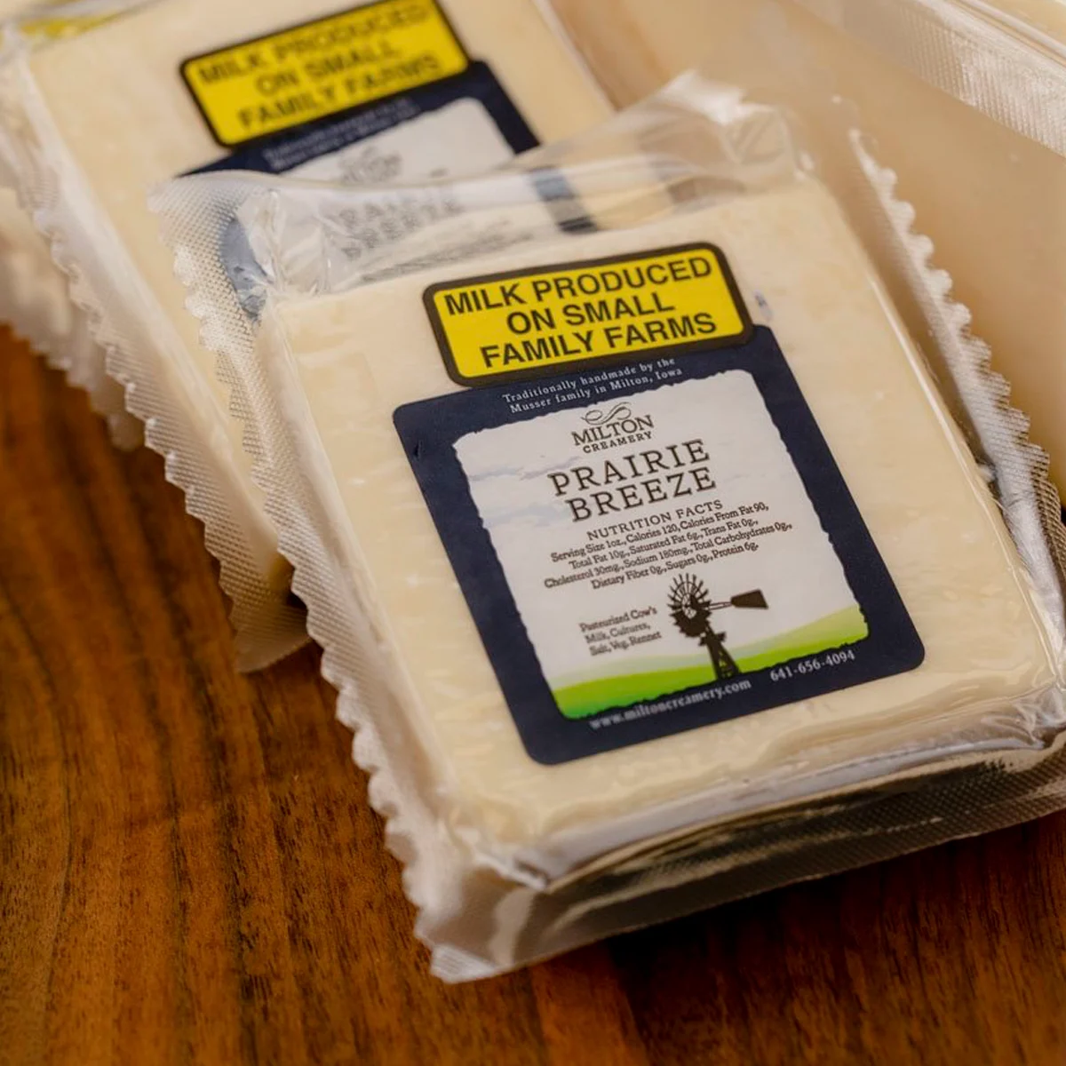 Prairie Breeze Cheddar 6oz Precut